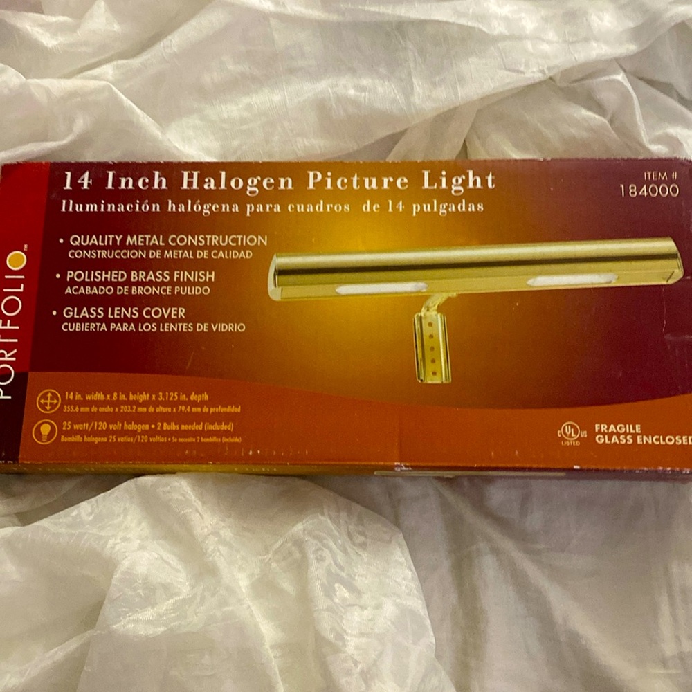 Portfolio 14’ Halogen Polished Brass Picture Light New In Box.
